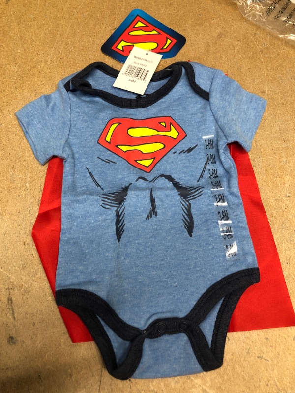 Photo 3 of DC Comics baby-boys Superman Bodysuit With Detachable Cape, Size 3-6M