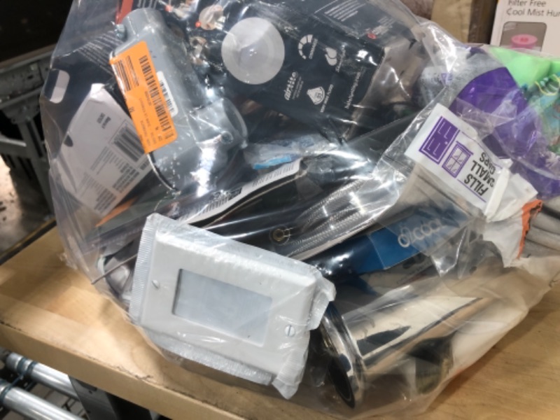 Photo 3 of ****SOLD AS IS ** NO REFUNDS -  BUNDLE OF ASSORTED HOME , ELECTRICAL & PLUMBING ITEMS    
