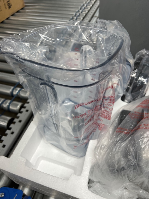 Photo 4 of Breville BBL920BSS Super Q Countertop Blender, Brushed Stainless Steel medium
