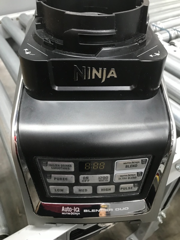 Photo 2 of **DID NOT POWER ON*MAY NEED REPAIR**Nutri Ninja BL642 Personal and Countertop Blender with 1200-Watt Auto-iQ Base, 72-Ounce Pitcher, and 18, 24, and 32-Ounce Cups with Spout Lids
