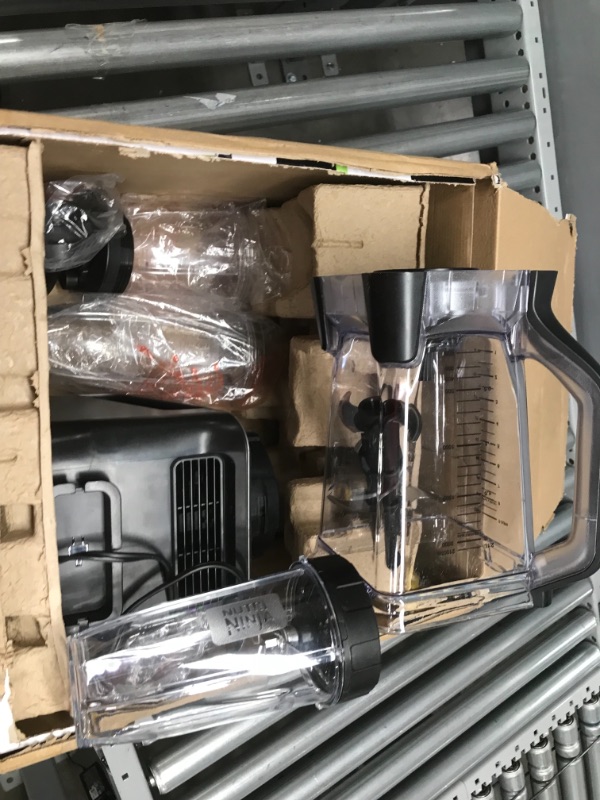 Photo 3 of **DID NOT POWER ON*MAY NEED REPAIR**Nutri Ninja BL642 Personal and Countertop Blender with 1200-Watt Auto-iQ Base, 72-Ounce Pitcher, and 18, 24, and 32-Ounce Cups with Spout Lids
