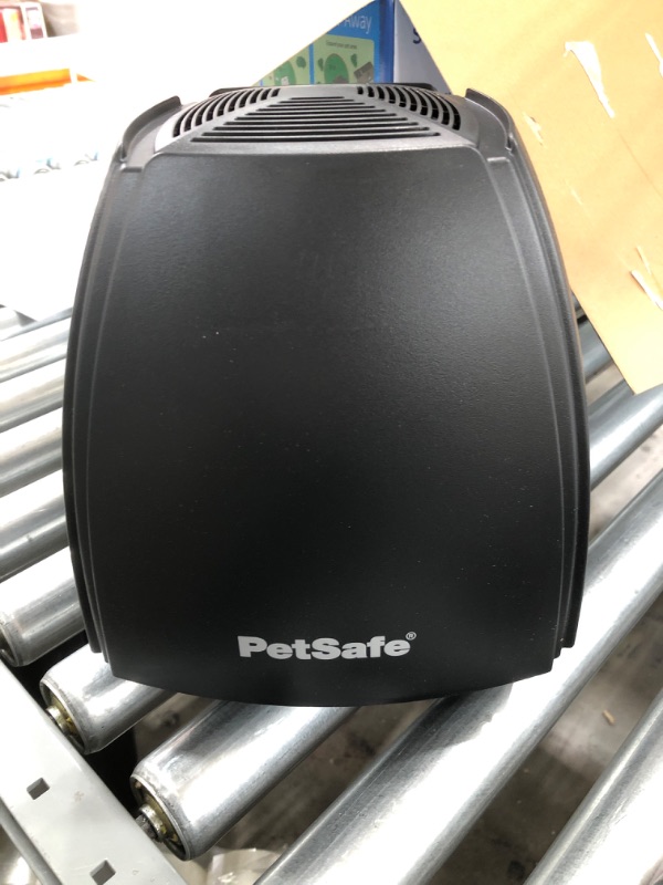 Photo 2 of PetSafe Stay and Play Wireless Pet Fence for Stubborn Dogs from the Parent Company of Invisible Fence Brand - Above Ground Electric Pet Fence with Waterproof and Rechargeable Training Collar
