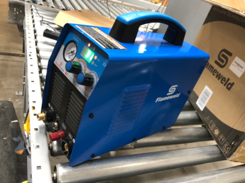 Photo 4 of Plasma Cutter with Pilot Arc, 50A Plasma Cutting Machine Dual Voltage 110/220V Plasma Cutter Equipment Inverter Technology 50/60Hz Clean Cutting Thickness 14mm (FC550DP)
