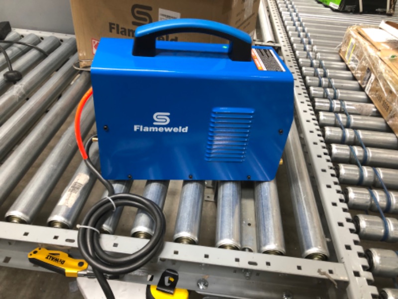 Photo 3 of Plasma Cutter with Pilot Arc, 50A Plasma Cutting Machine Dual Voltage 110/220V Plasma Cutter Equipment Inverter Technology 50/60Hz Clean Cutting Thickness 14mm (FC550DP)
