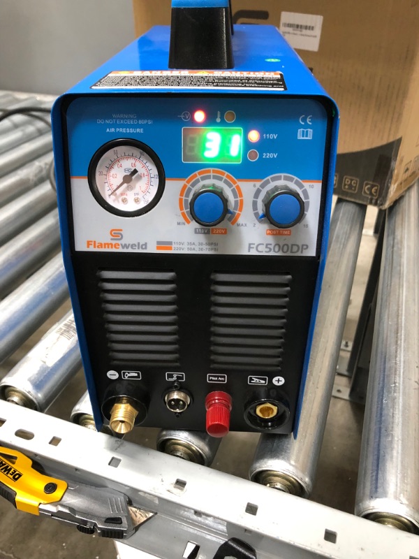 Photo 5 of Plasma Cutter with Pilot Arc, 50A Plasma Cutting Machine Dual Voltage 110/220V Plasma Cutter Equipment Inverter Technology 50/60Hz Clean Cutting Thickness 14mm (FC550DP)
