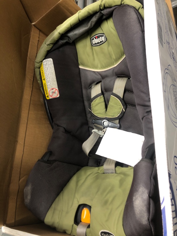 Photo 2 of Chicco KeyFit 30 Infant Car Seat (Moonstone)