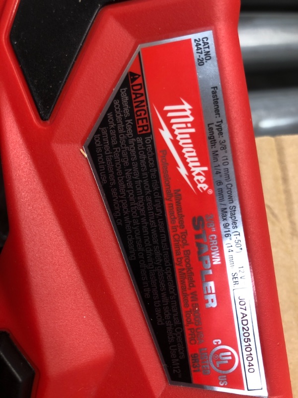 Photo 3 of Milwaukee 2447-20 M12 3/8â€ Crown Stapler
