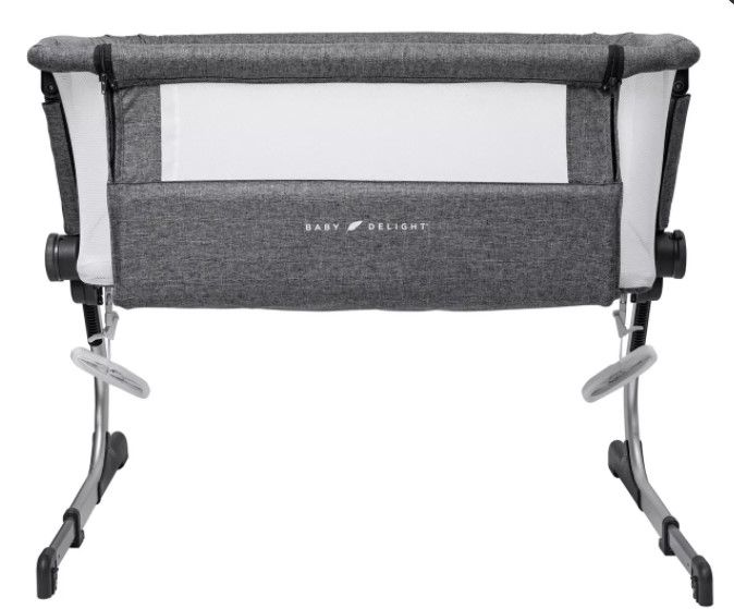 Photo 1 of Baby Delight Beside Me Dreamer Bassinet & Bedside Sleeper
