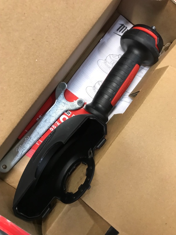 Photo 4 of tool only ! Milwaukee M18 FUEL 18-Volt Lithium-Ion Brushless Cordless 4-1/2 in./5 in. Grinder w/Paddle Switch (Tool-Only)
