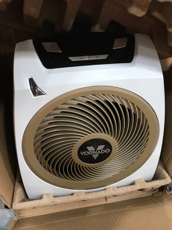 Photo 1 of Vornado Avh10 Whole Room Heater with Auto Climate Control