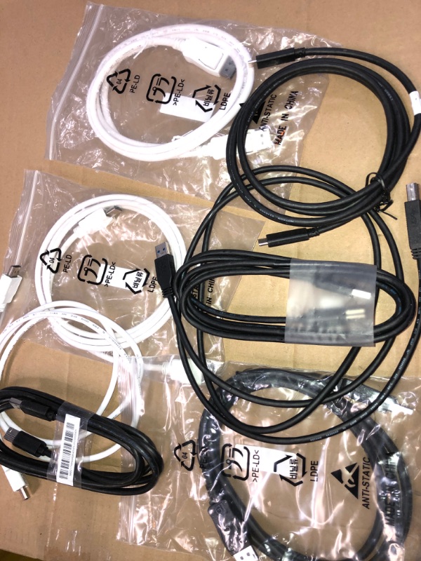 Photo 1 of SOLD AS IS !! bundle of assorted display cables and power cords -NO RETURNS 