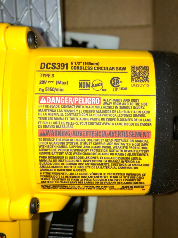 Photo 5 of DEWALT 6-1/2-Inch 20V MAX Circular Saw, Tool Only (DCS391B)
