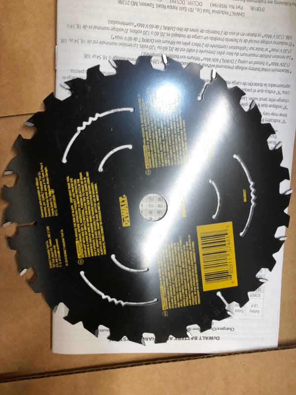 Photo 4 of DEWALT 6-1/2-Inch 20V MAX Circular Saw, Tool Only (DCS391B)
