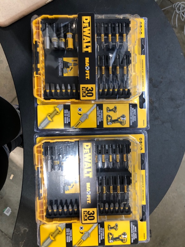 Photo 2 of 2 pck -DEWALT MAXFIT Screwdriving Set with Sleeve (30-Piece)