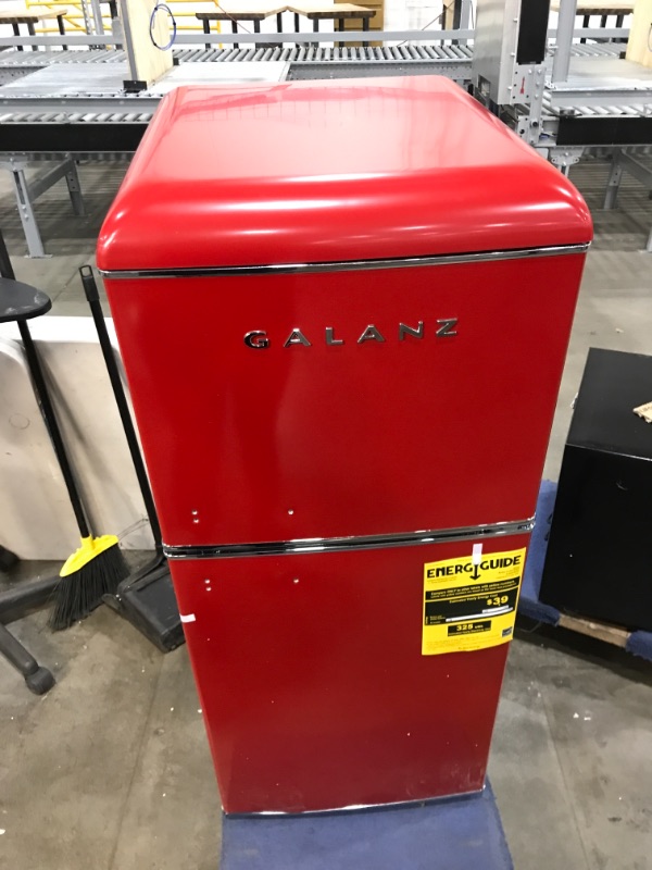 Photo 3 of Galanz GLR40TRDER Retro Compact Refrigerator, 4.0 Cu.Ft Mini Fridge with Dual Doors, Adjustable Mechanical Thermostat with True Freezer, 3 Removable Glass Shelf, 1 Crystal Crisper, 1 Power Cord, Red
