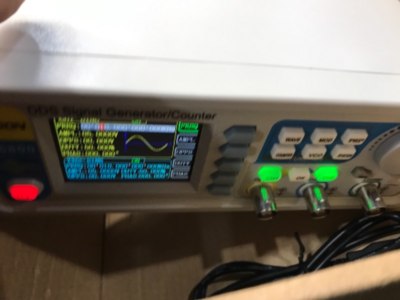 Photo 4 of LeTkingok FY6800 Dual-Channel DDS Arbitrary Signal Generator Frequency Meter VCO, Burst, Modulation Function 14bits, 250MSa/s (FY6800-60M)
