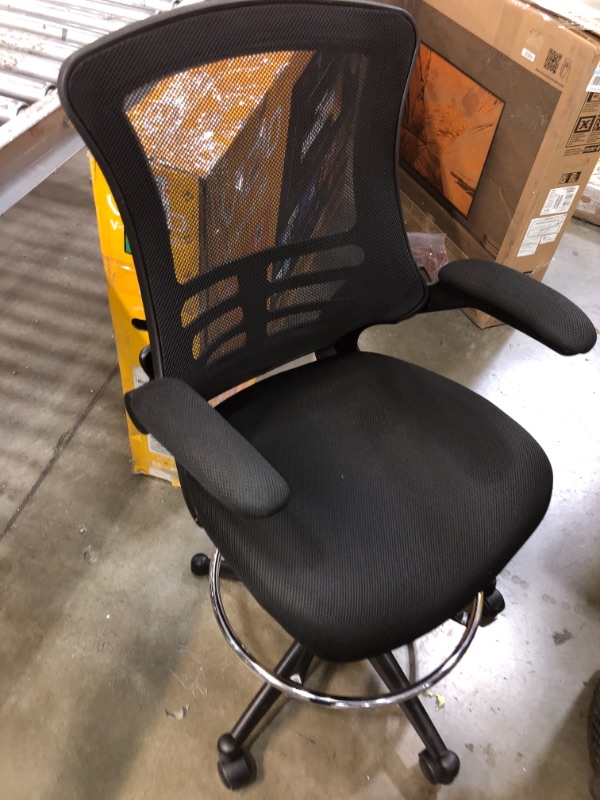 Photo 2 of  Mesh Mid Back Design Task Chair (Black)