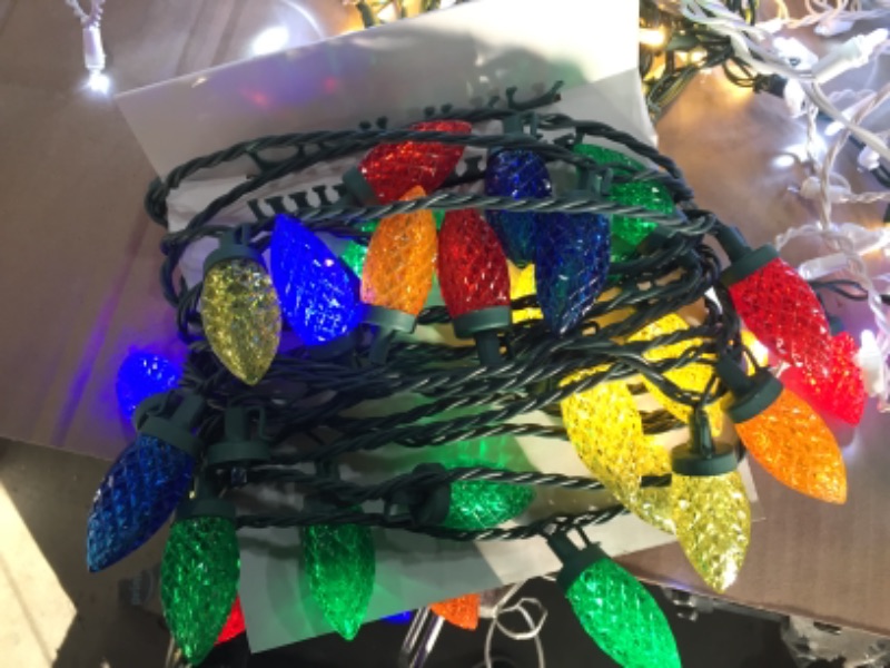 Photo 2 of ASSORTED BAG FOF CHRISTMAS LIGHTS
**USED, MAJORITY OF LIGHTS FUNCTION, NO STOCK PHOTOS**