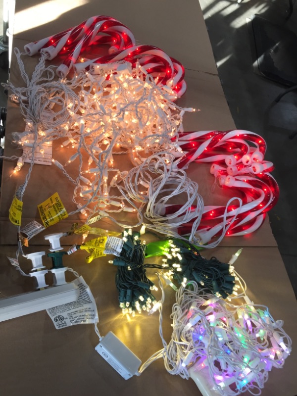 Photo 1 of ASSORTED BAG OF CHRISTMAS LIGHTS
**USED, NO STOCK PHOTOS, NO RETURNS, SOLD AS IS**