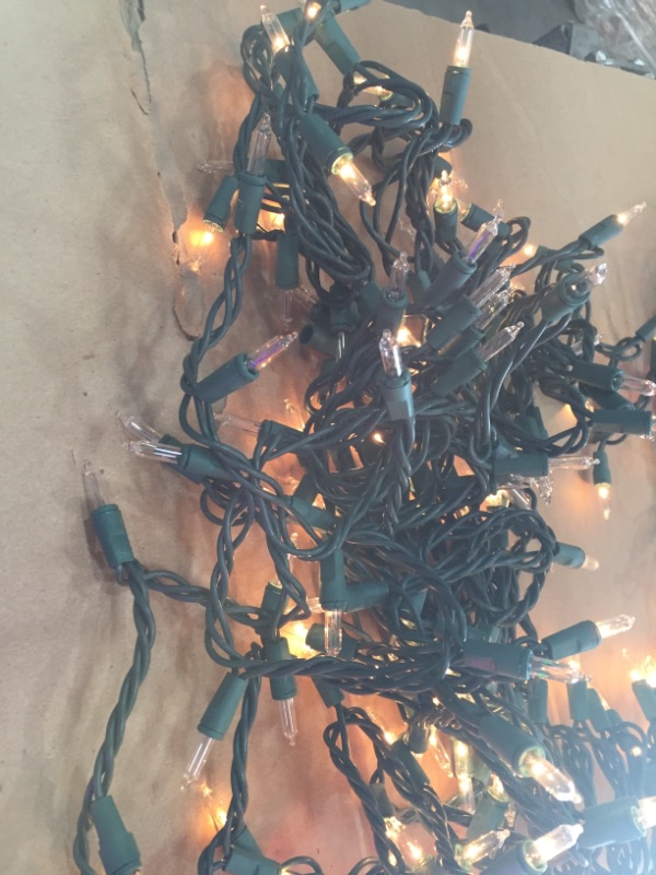 Photo 4 of ASSORTED BAG OF CHRISTMAS LIGHTS
**USED, MAJORITY OF LIGHTS FUNCTION,  NO STOCK PHOTOS, NO RETURNS, SOLD AS IS**