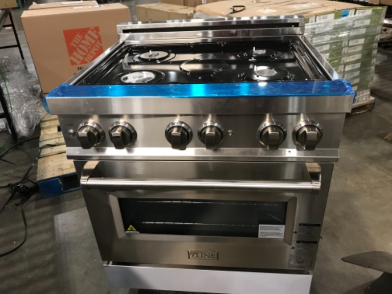 Photo 8 of (missing legs)
ZLINE 30 in. 4.0 cu. ft. Dual Fuel Range with Gas Stove and Electric Oven in Stainless Steel (RA30)
