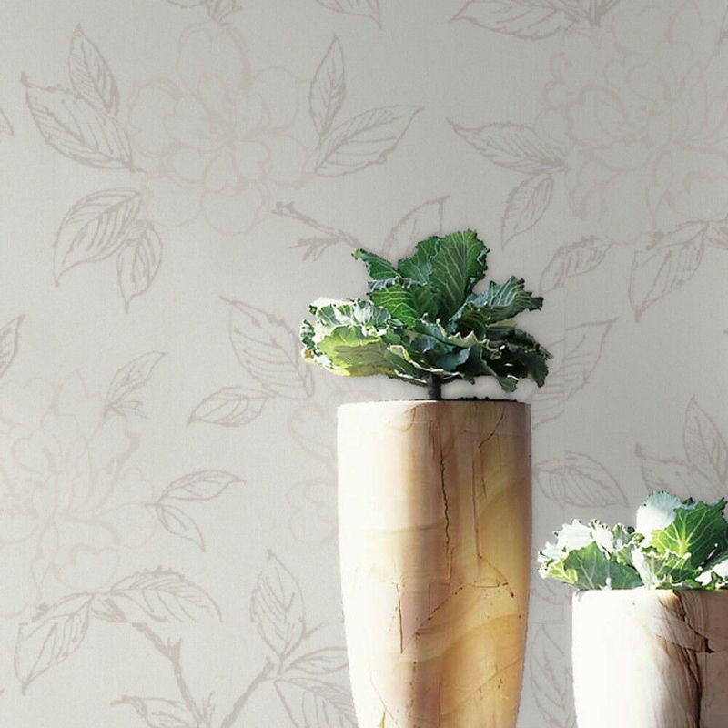 Photo 1 of 2 pck-Superfresco Bloom Floral White Wallpaper