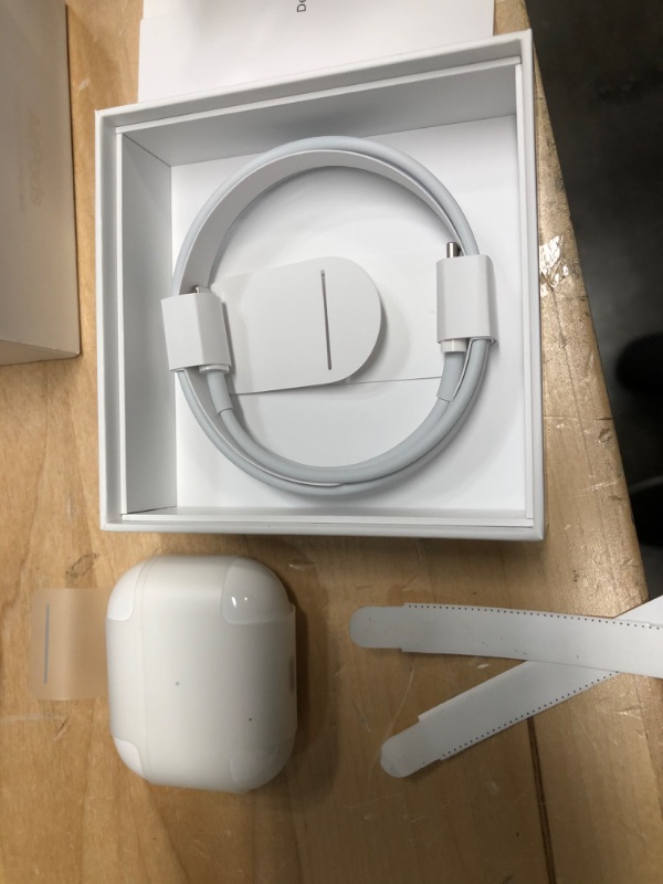 Photo 7 of Apple AirPods (3rd Generation)
