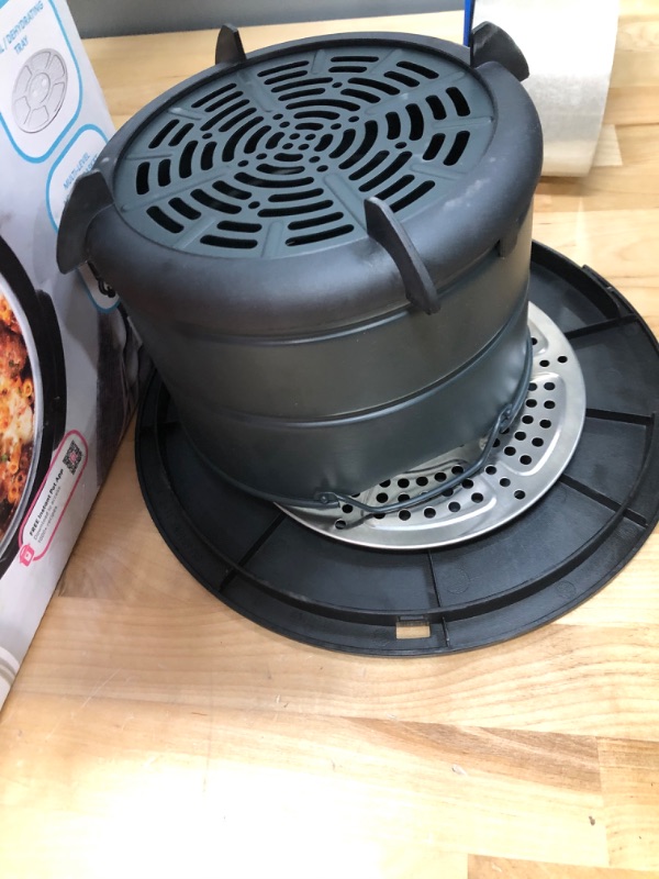 Photo 3 of **MAY NEED REPAIR**Instant Pot Air Fryer Lid 6 in 1, No Pressure Cooking Functionality, 6 Qt, 1500 W
