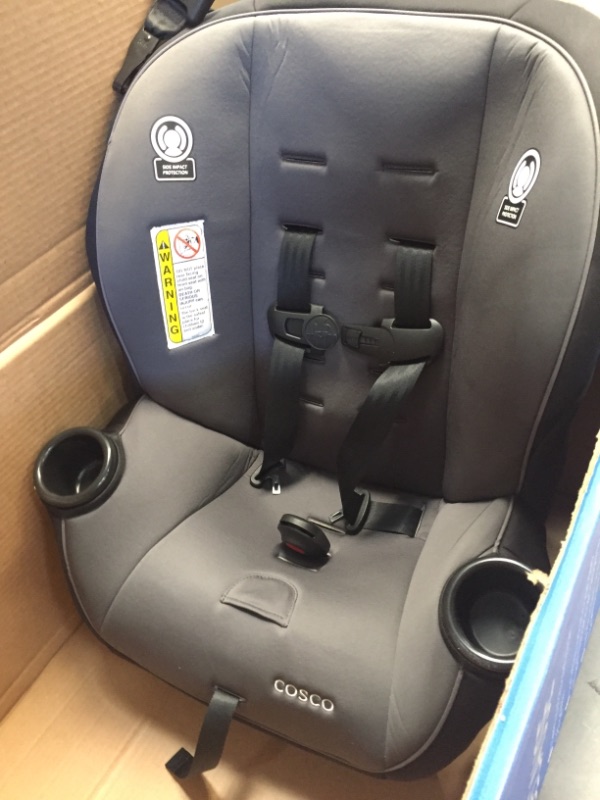 Photo 2 of Cosco Apt 50 Convertible Car Seat (Black Arrows)