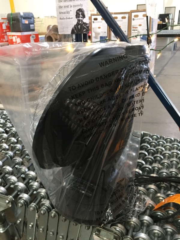 Photo 1 of KONWIN 700/1000-Watt Oscillating Parabolic Dish Radiant Electric Portable Heater
AS IS USED