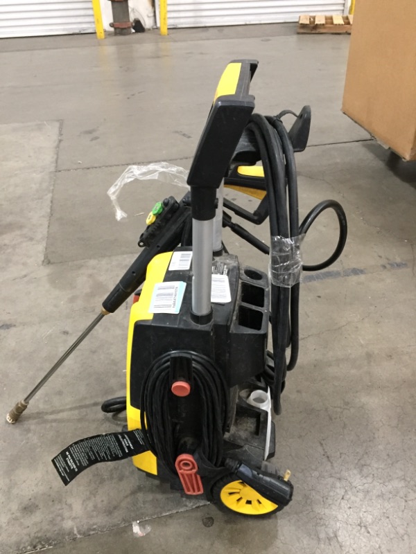 Photo 5 of Stanley SHP2150 Electric Pressure Washer with Spray Gun, Quick Connect Nozzles Foam Cannon, 25' Hose, Max PSI 2150, 1.4 GPM
AS IS USED, MINOR DAMAGE,MISSING COMPONENTS PLEASE SEE PHOTOS 