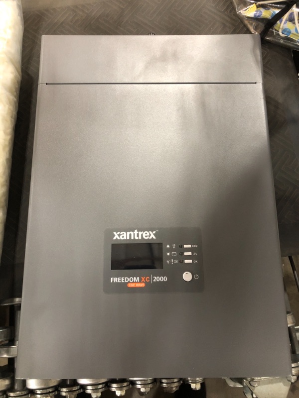 Photo 4 of Xantrex Freedom XC 2000 817-2080 Power Inverter
doesn't turn on 