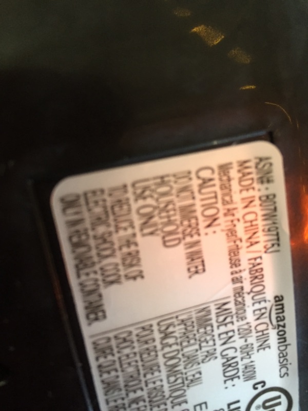 Photo 4 of Amazon Basics 3.2 Quart Compact Multi-Functional Air Fryer
doesnt turn on 