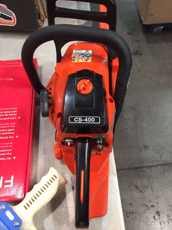 Photo 4 of 18 in. 40.2 cc Gas 2-Stroke Cycle Chainsaw
AS IS USED, GAS INSIDE, PLEASE SEE PHOTOS 