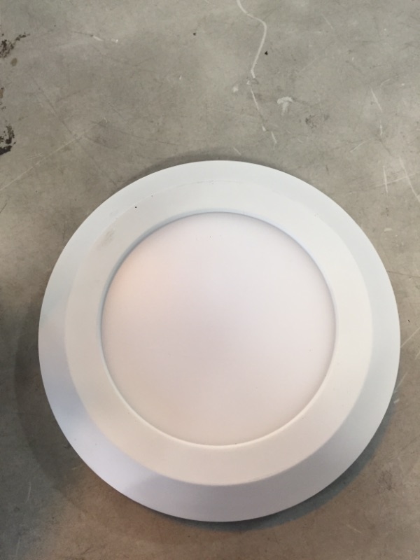 Photo 2 of SLDSL6 Series 6 in. 2700K-5000K Selectable CCT Surface Integrated LED Downlight Recessed Light with White Round Trim
AS IS USED