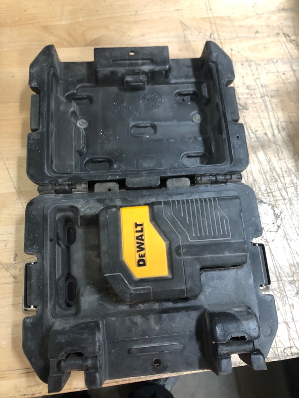 Photo 5 of ***PARTS ONLY*** DeWalt DW08301 3-Spot Laser Level, 100&#039; L
