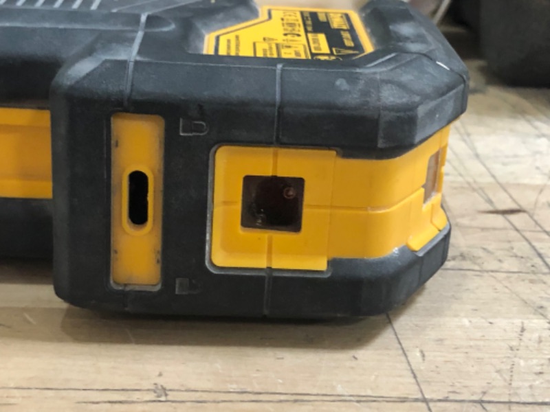 Photo 4 of ***PARTS ONLY*** DeWalt DW08301 3-Spot Laser Level, 100&#039; L
