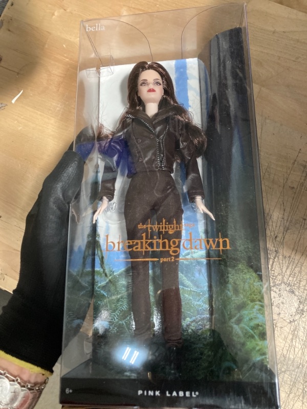 Photo 1 of Mattel Barbie Collector The Twilight Saga: Breaking Dawn Part II Bella Doll
