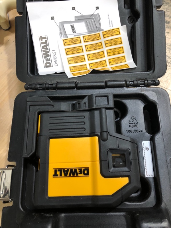 Photo 1 of 165 ft. Red Self-Leveling 5-Spot & Horizontal Line Laser Level with (3) AA Batteries & Case
