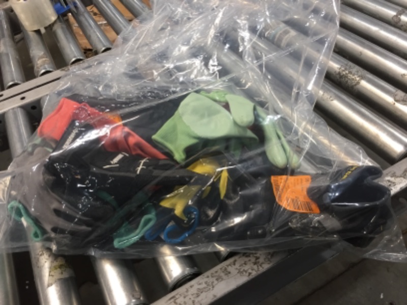 Photo 1 of ***ITEM SOLD AS-IS***NO RETURNS***NO REFUNDS***
Assortment of gloves.