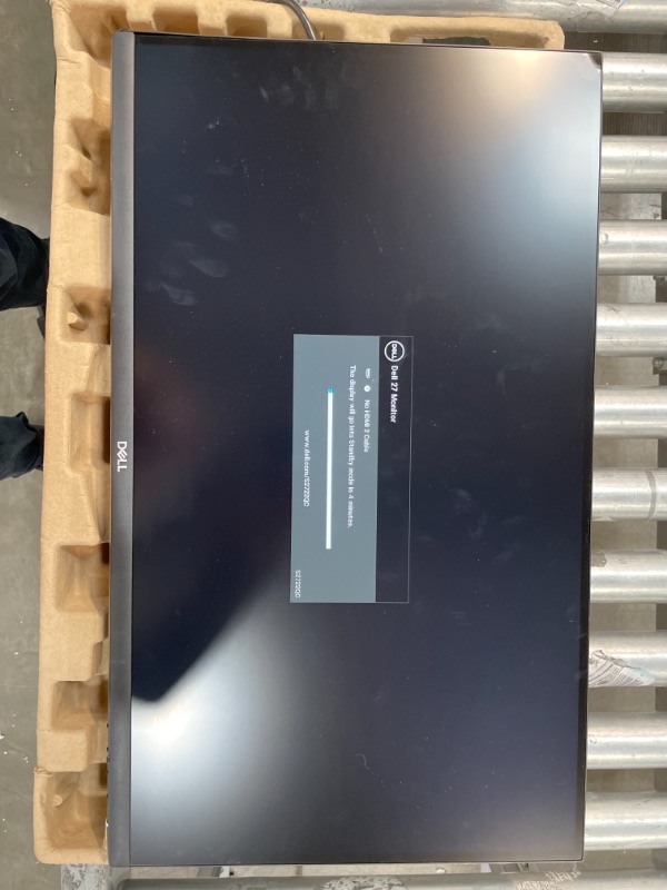 Photo 4 of DAMAGED: Dell S2722QC 27-inch 4K UHD 3840 x 2160 60Hz Monitor, 8MS Grey-to-Grey Response Time (Normal Mode), Built-in Dual 3W Integrated Speakers, 1.07 Billion Colors, Platinum Silver (Latest Model)
