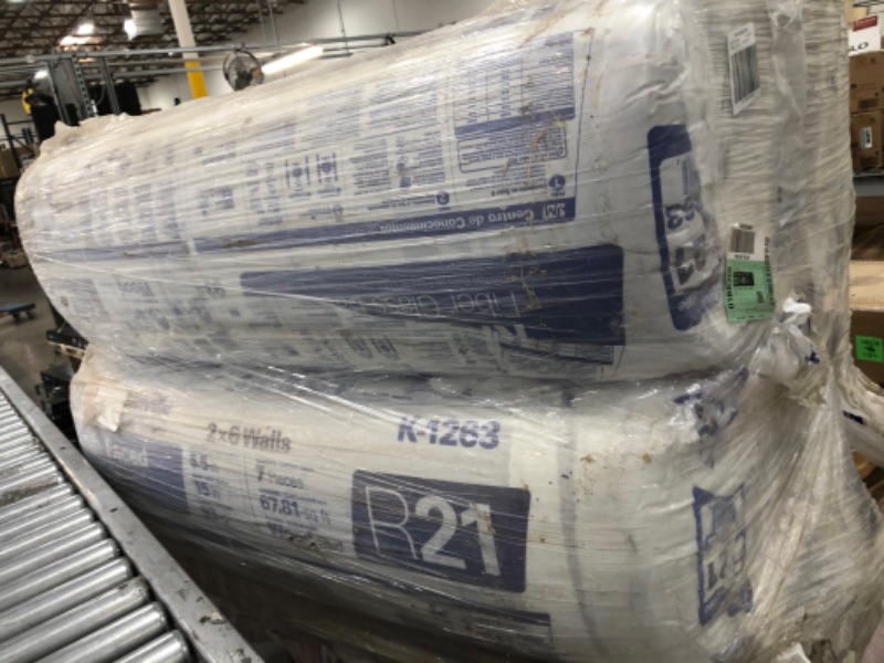 Photo 1 of **SOLD AS IS** PALLET OF 10 INSULATION BAGS**
Johns Manville R21 Kraft Faced Batt Insulation, 67.8-sq. Ft. Coverage, 15 X 93-in.
