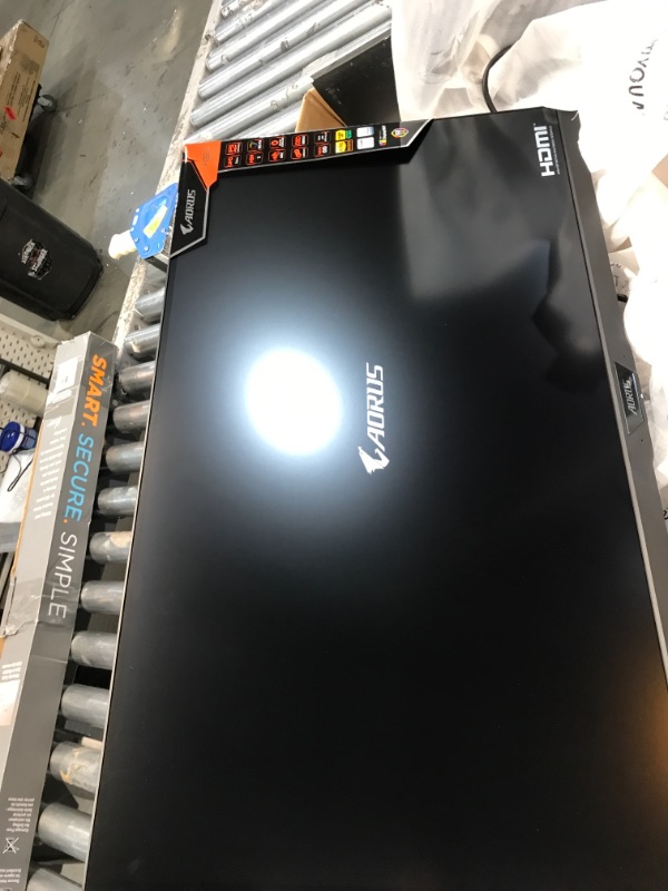 Photo 1 of AORUS FI32U 32" 4K SS IPS Gaming Monitor, Exclusive Built-in ANC, 3840x2160 Display, 144 Hz Refresh Rate, 1ms Response Time (GTG), 1x Display Port 1.4, 2X HDMI 2.1, 2X USB 3.0, with USB Type-C
32 Inches