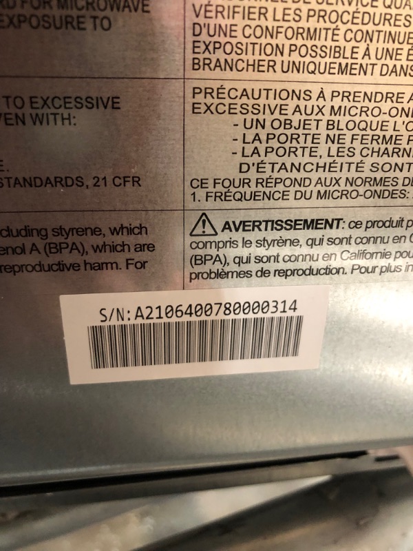 Photo 3 of RCA RMW1205 1.2 cu ft Microwave, Digital Air Fryer, Convection Oven, Combo-Fry with XL Capacity, Stainless Steel Finish
