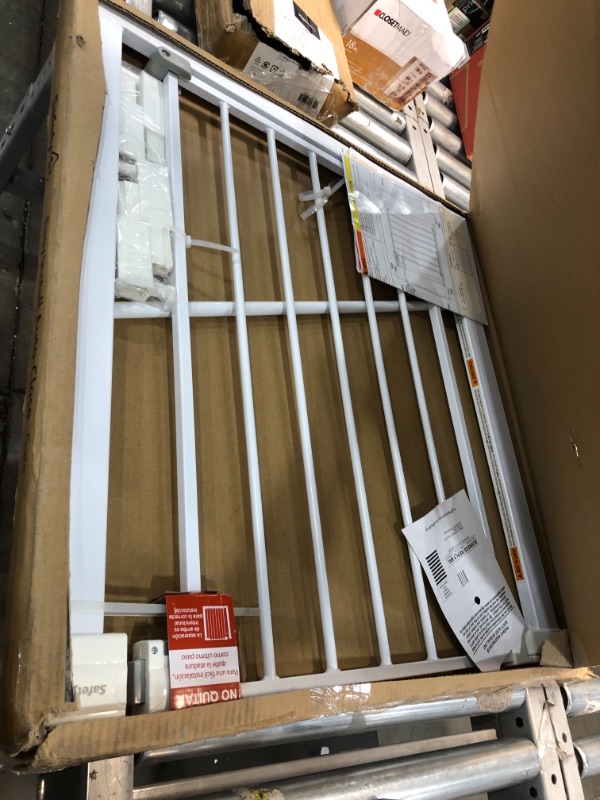 Photo 1 of Safety 1st Auto Close Walk-Thru Gate, White