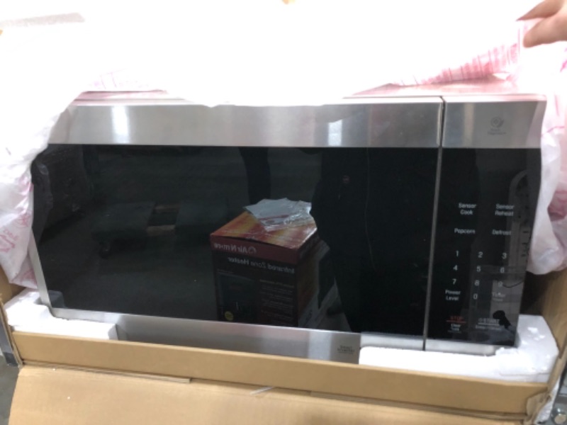 Photo 2 of LG Electronics LMC2075ST NeoChef 2.0' Cu. Countertop Microwave, Stainless Steel
