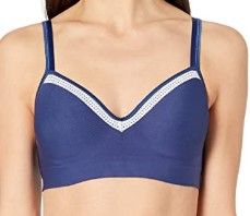 Photo 1 of Hanes Women's SmoothTec ComfortFlex Fit Wirefree Bra MHG199, medium 
