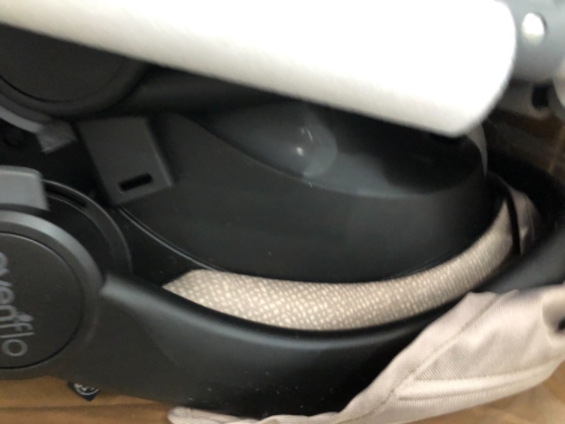 Photo 5 of Evenflo Pivot Modular Travel System with SafeMax Infant Car Seat - Sandstone