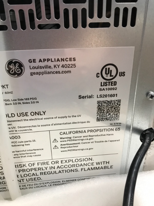 Photo 3 of ***PARTS ONLY***GE Profile Opal | Countertop Nugget Ice Maker | Portable Ice Machine Complete with Bluetooth Connectivity | Smart Home Kitchen Essentials | Stainless Steel Finish | Up to 24 lbs. of Ice Per Day
15.5 x 10.5 x 17.25 inches
