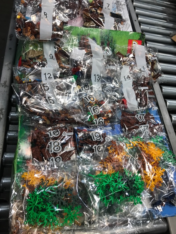 Photo 1 of LEGO Ideas Tree House 21318 Build and Display (3036 Pieces)
3036 Pieces